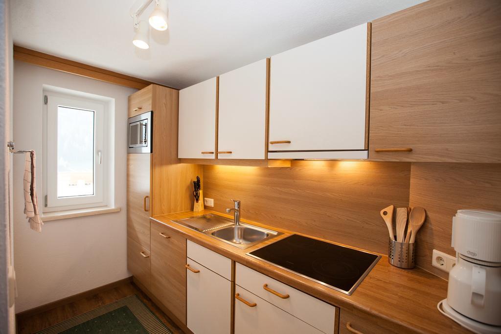 Feierabendhof Apartman Ischgl Szoba fotó